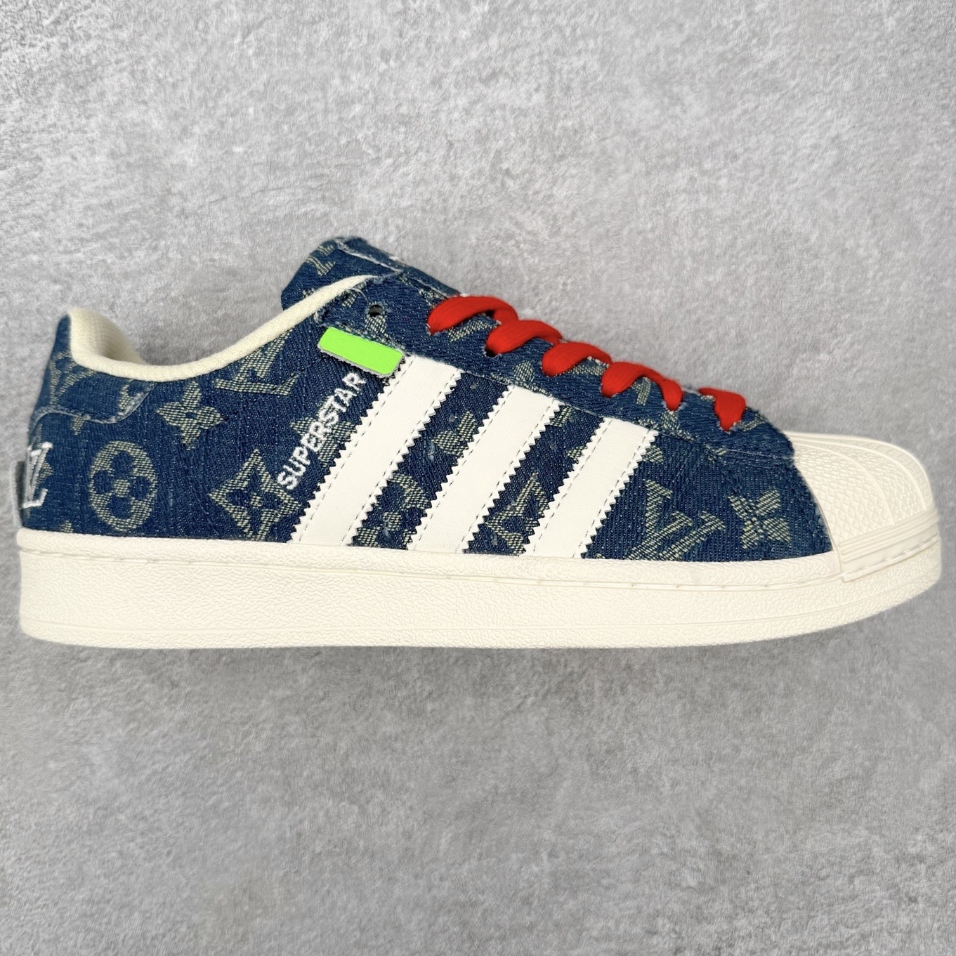 ＃HP虎扑清仓套现‼️AD Originals Superstar 经典复古贝壳头板鞋 圈内知名大厂出品