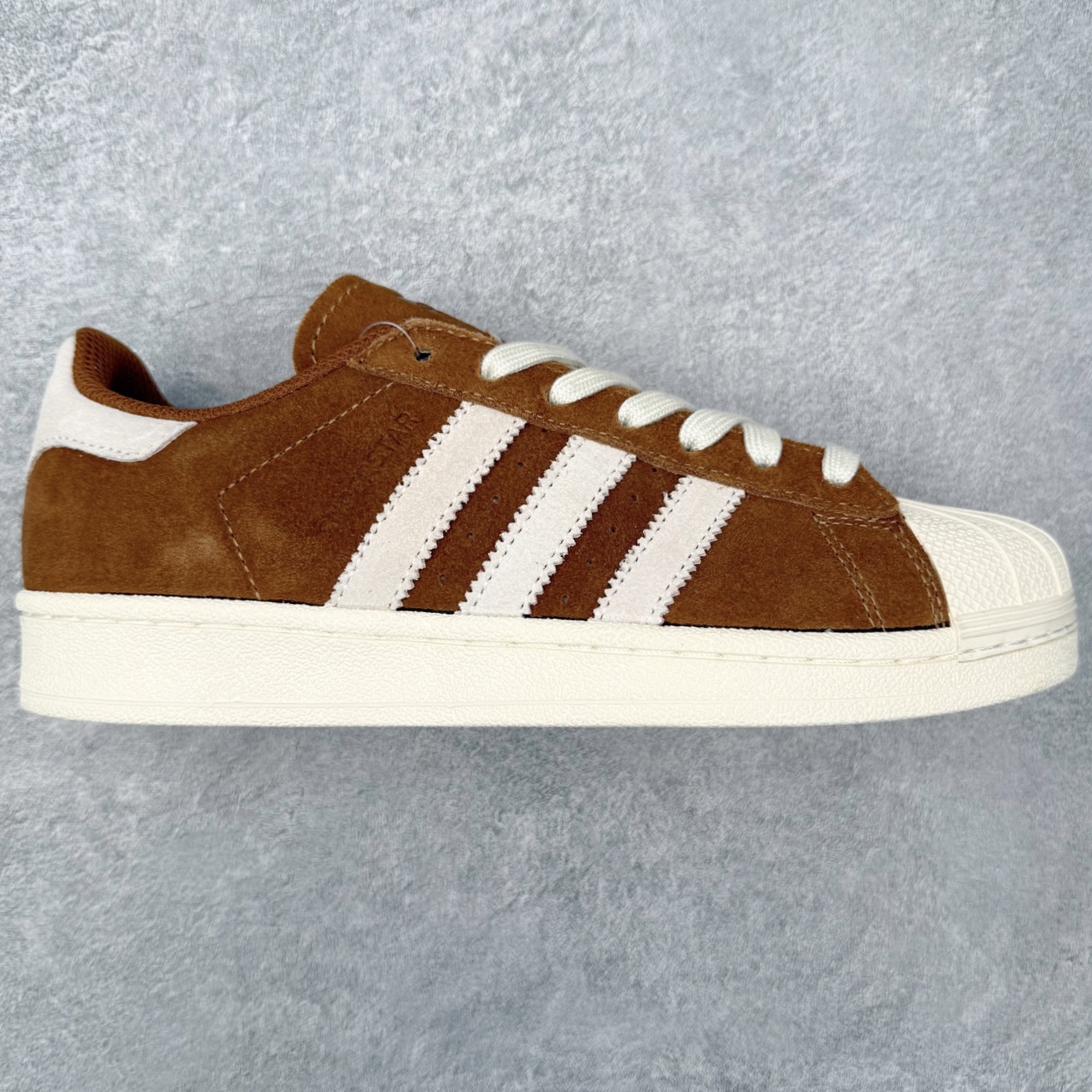 ＃HP虎扑清仓套现‼️AD Originals Superstar 经典复古贝壳头板鞋 圈内知名大厂出品