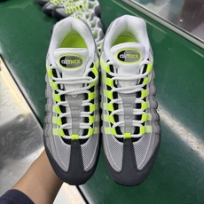 #SF外贸特供 注意价格调整‼️NK Air Max 95 OG 舒适百搭耐磨低帮气垫休闲跑步鞋 男女同 #SF外贸特供 注意价格调整‼️NK Air Max 95 OG 舒适百搭耐磨低帮气垫休闲跑步鞋 男女同