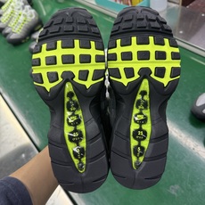 #SF外贸特供 注意价格调整‼️NK Air Max 95 OG 舒适百搭耐磨低帮气垫休闲跑步鞋 男女同 #SF外贸特供 注意价格调整‼️NK Air Max 95 OG 舒适百搭耐磨低帮气垫休闲跑步鞋 男女同
