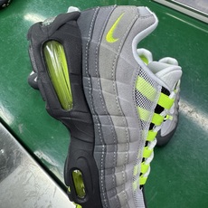 #SF外贸特供 注意价格调整‼️NK Air Max 95 OG 舒适百搭耐磨低帮气垫休闲跑步鞋 男女同 #SF外贸特供 注意价格调整‼️NK Air Max 95 OG 舒适百搭耐磨低帮气垫休闲跑步鞋 男女同