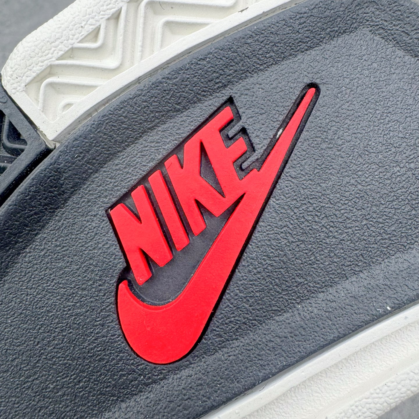 ＃KZ神版 Air Jordan AJ4 “Flight Club”Sail/Black-Univers
