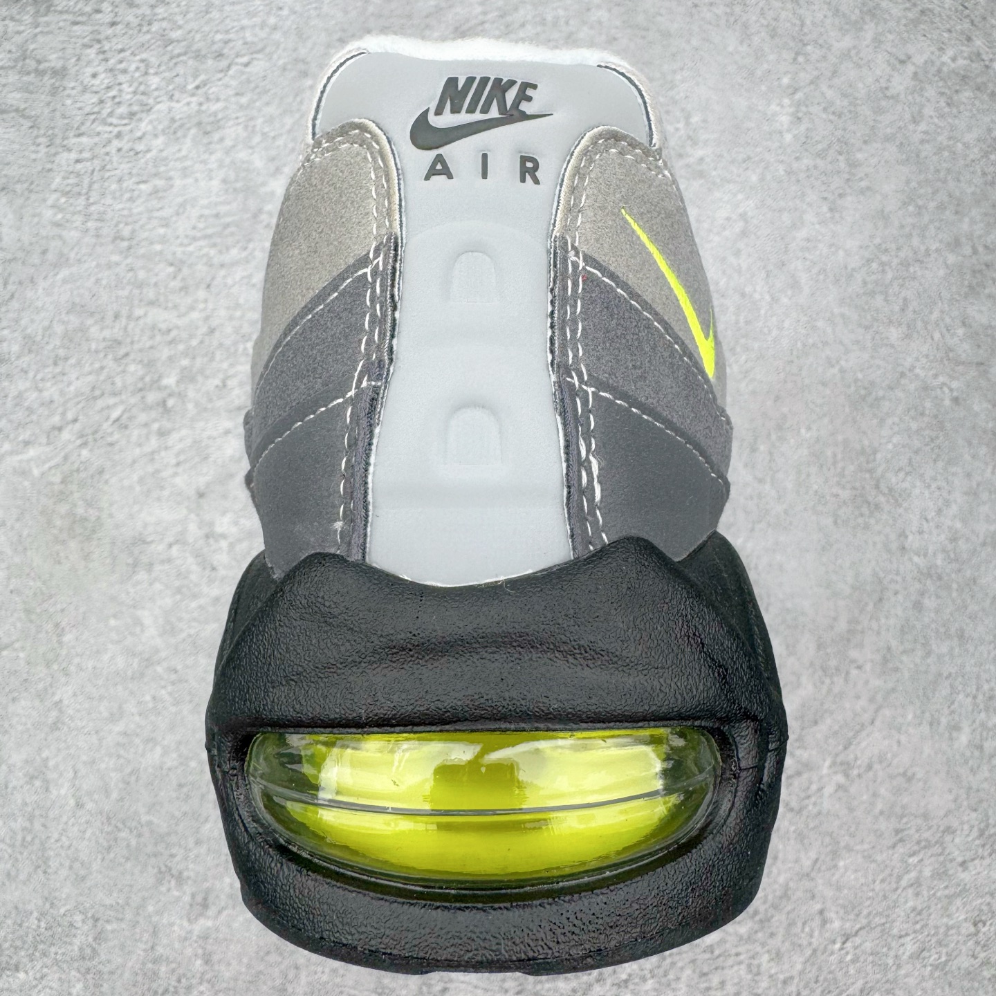 ＃SF外贸特供 NK Air Max 95 OG 舒适百搭耐磨低帮气垫休闲跑步鞋 男女同款 灰绿 HM4