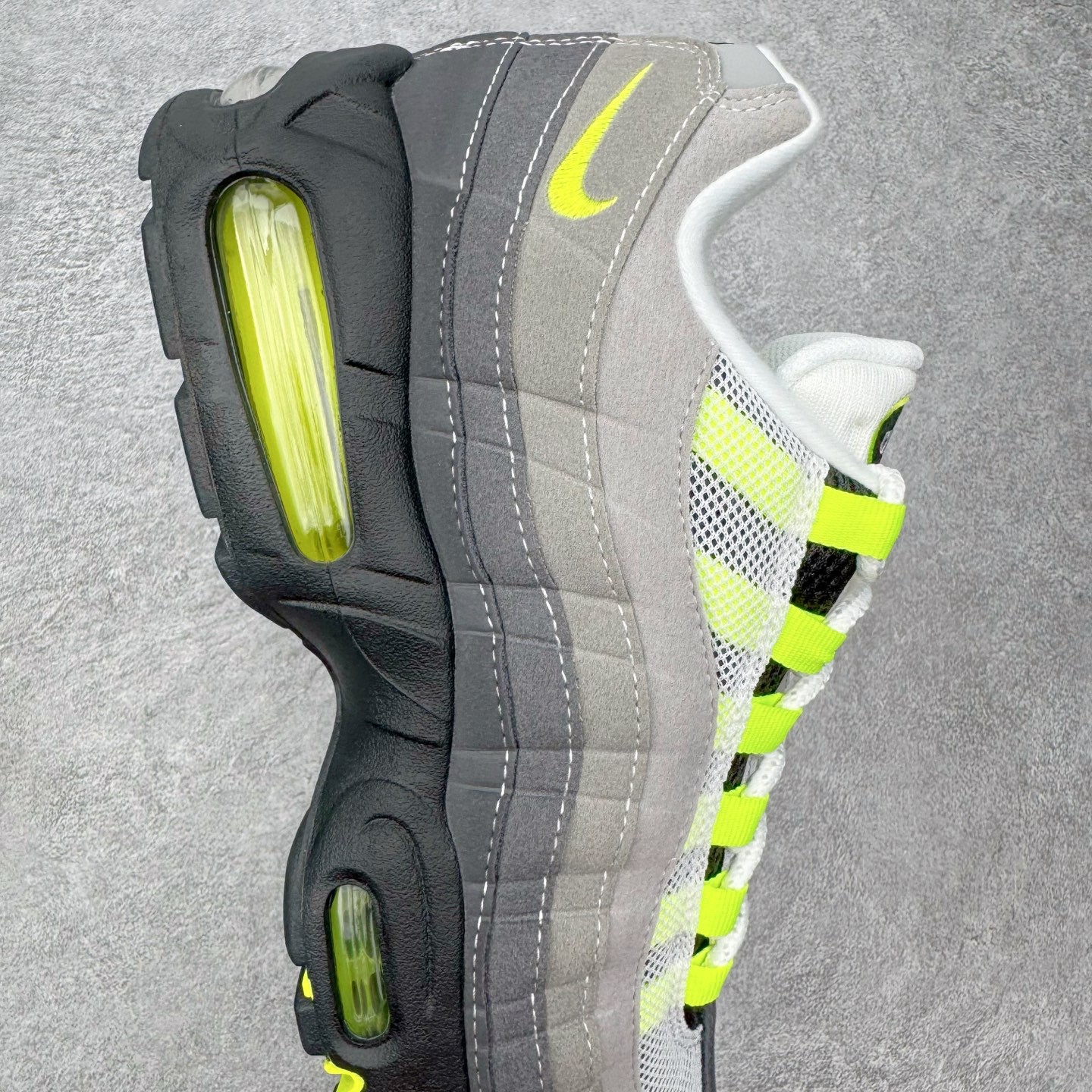 ＃SF外贸特供 NK Air Max 95 OG 舒适百搭耐磨低帮气垫休闲跑步鞋 男女同款 灰绿 HM4