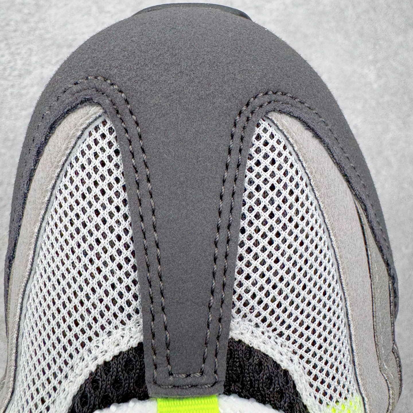 ＃SF外贸特供 NK Air Max 95 OG 舒适百搭耐磨低帮气垫休闲跑步鞋 男女同款 灰绿 HM4