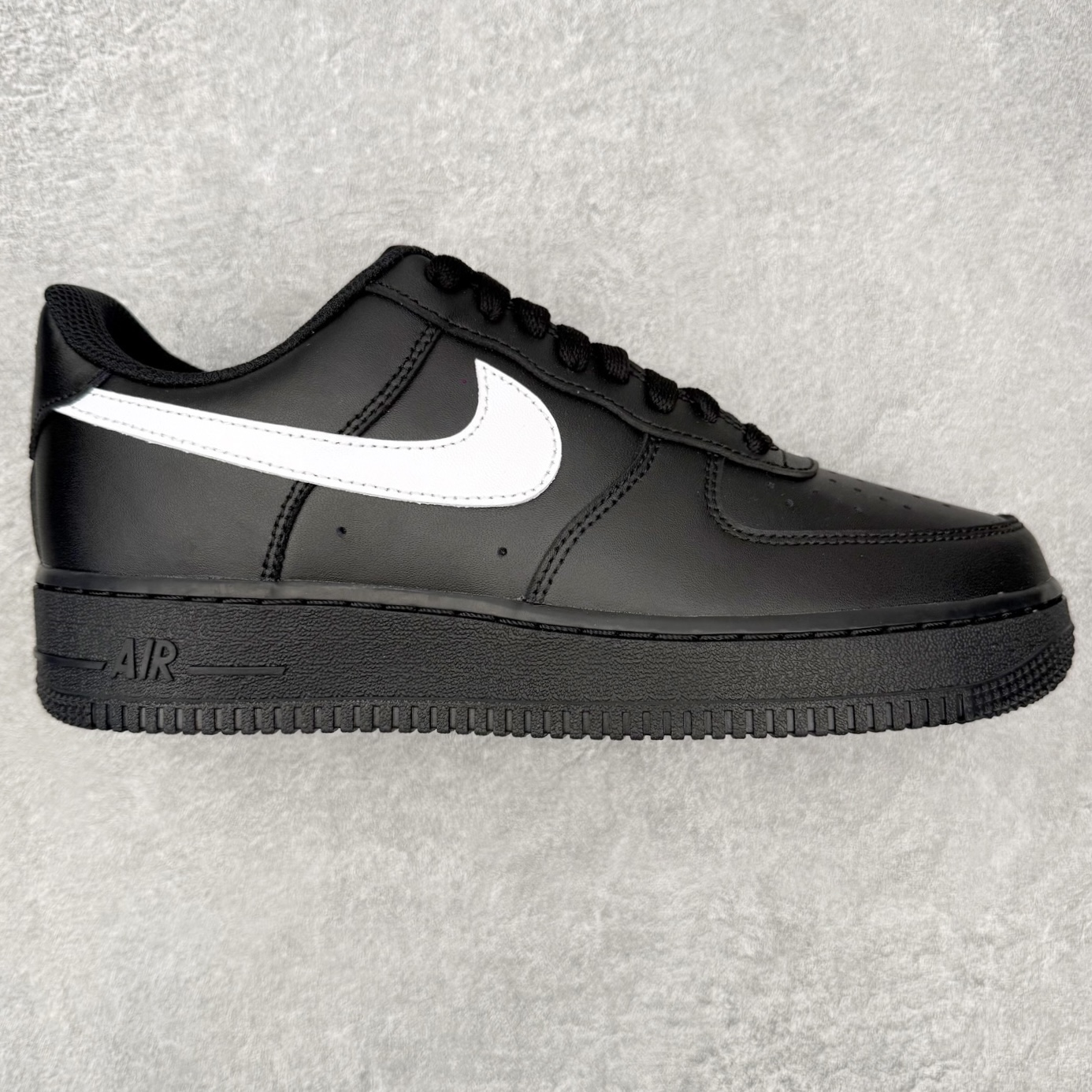 NK Air Force 1 Low '07 空军一号低帮经典板鞋 黑白 IR0952-001 独家私模