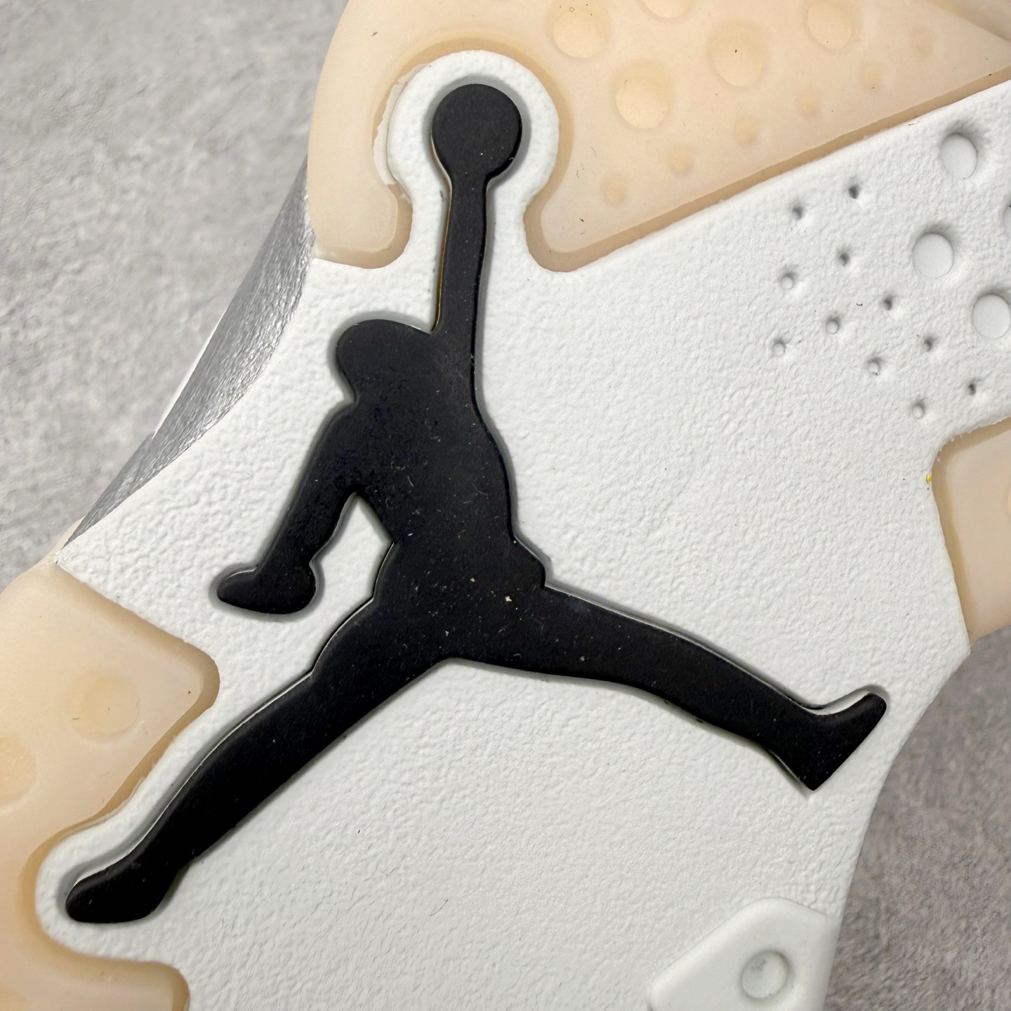 ＃ 纯原 PSG x Air Jordan AJ6 Retro 联名银色 IQ5135-001 原楦原纸