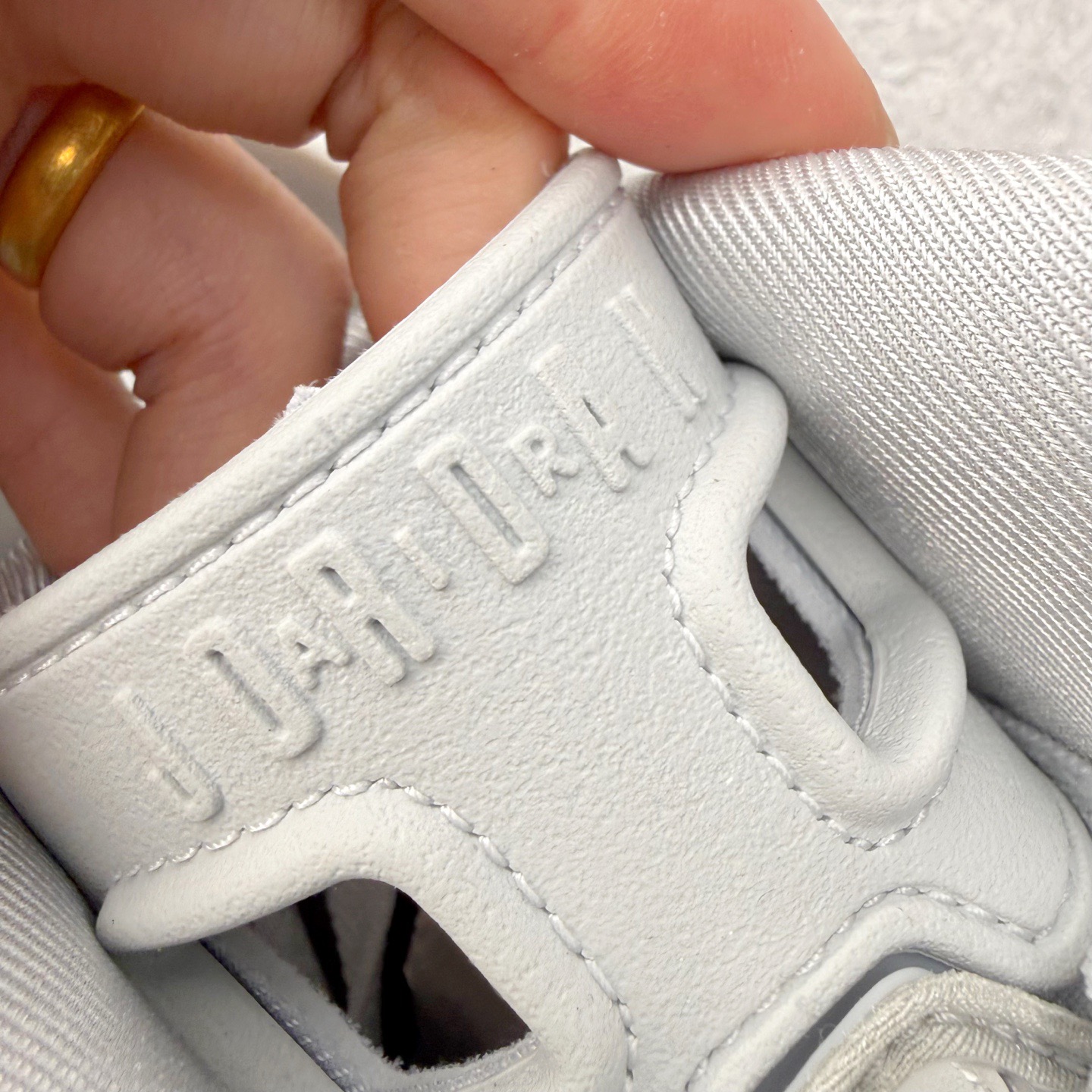 ＃ 纯原 PSG x Air Jordan AJ6 Retro 联名银色 IQ5135-001 原楦原纸