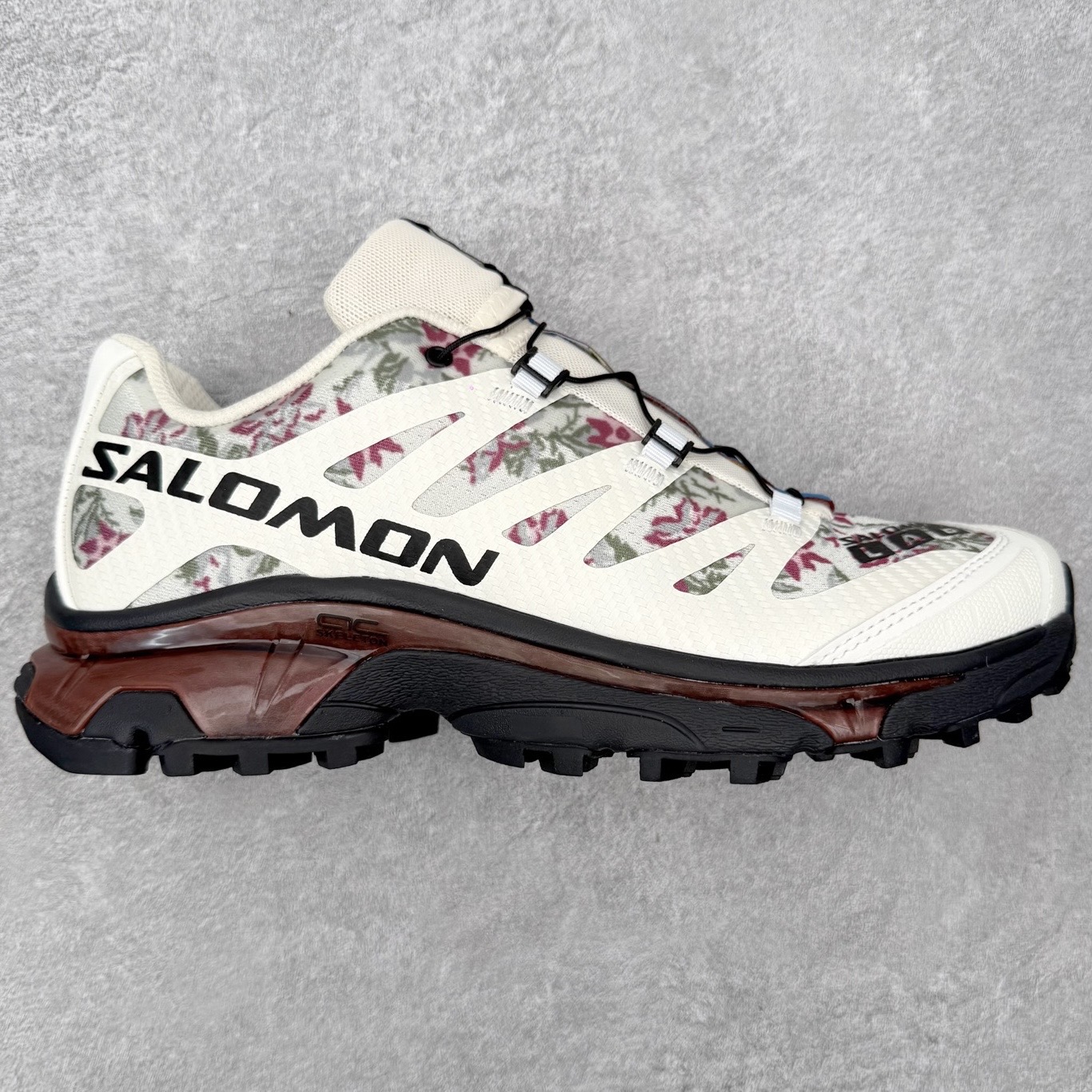 ＃Salomon XT-4 OG Needlepoint Vanilla Ice 阿尔卑斯花卉刺绣复古跑