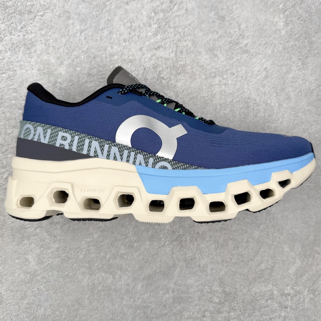 On昂跑 Cloudmonster 2 舒适 织物防滑透气回弹 低帮 休闲长跑城市通勤跑步鞋 此运动品牌