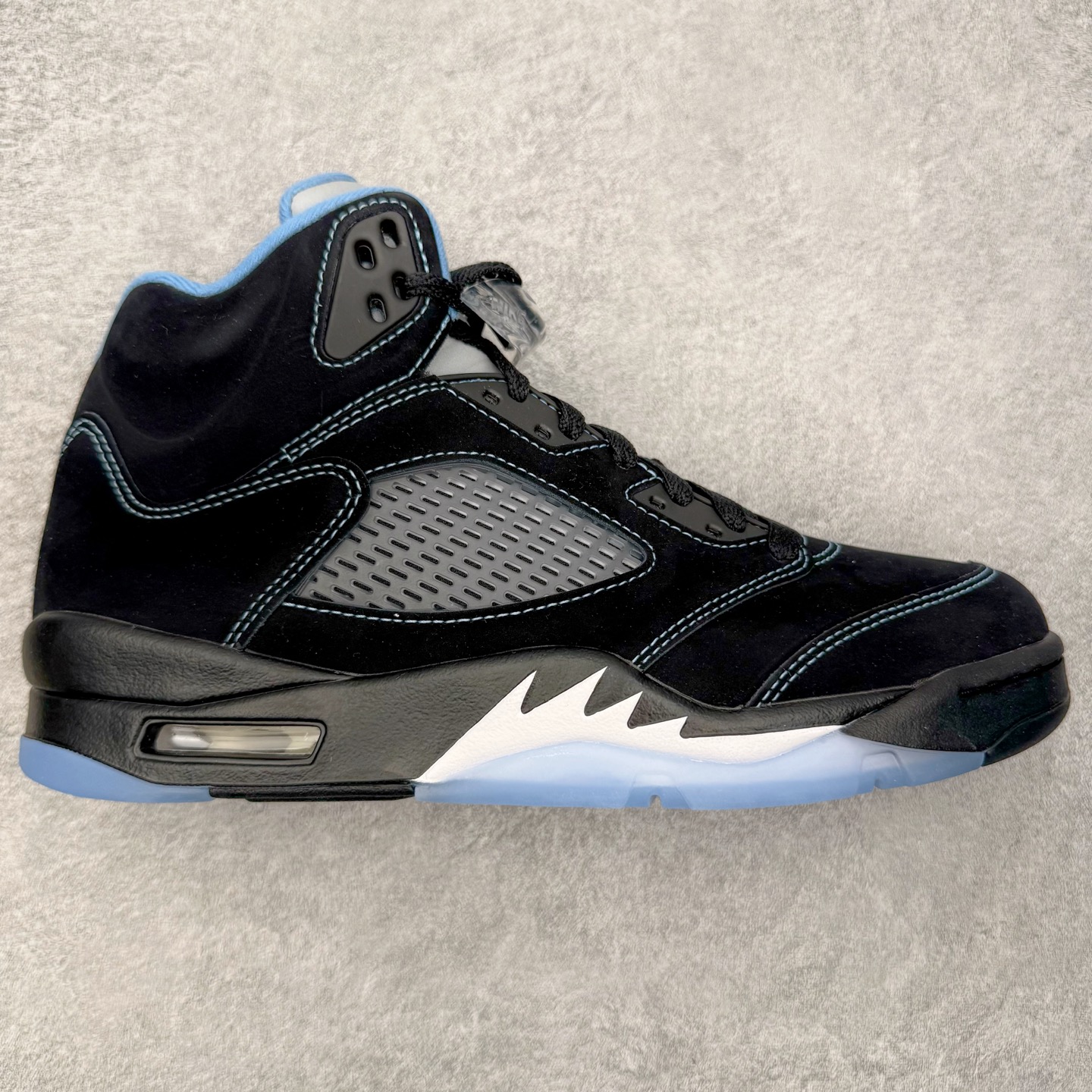 ＃Ljr特供 Air Jordan AJ5 Retro 黑北卡蓝 DD0587-008 全新改良批次 圈