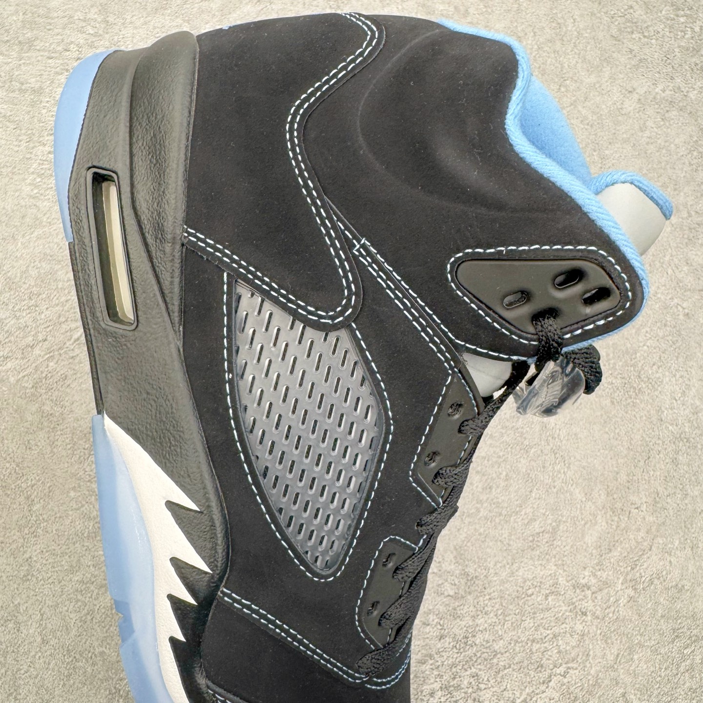 ＃Ljr特供 Air Jordan AJ5 Retro 黑北卡蓝 DD0587-008 全新改良批次 圈