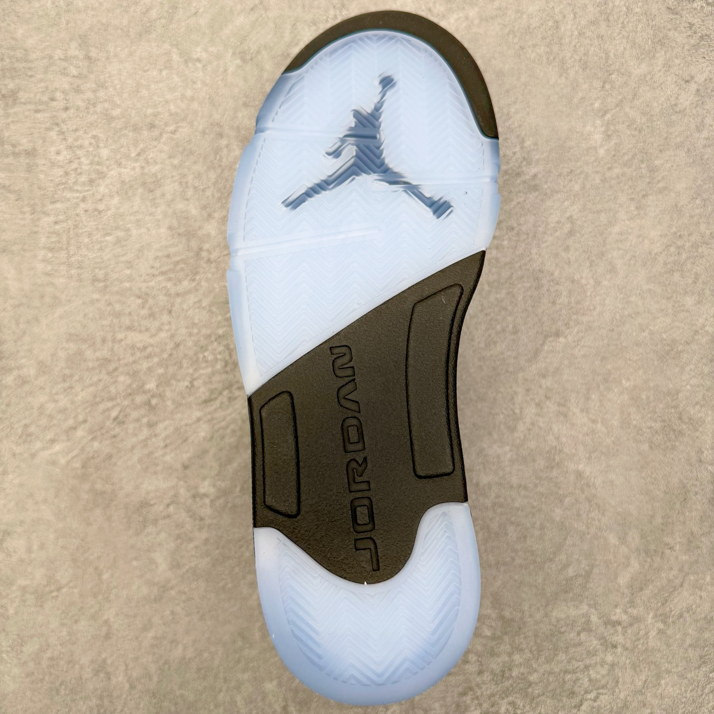 ＃Ljr特供 Air Jordan AJ5 Retro 黑北卡蓝 DD0587-008 全新改良批次 圈