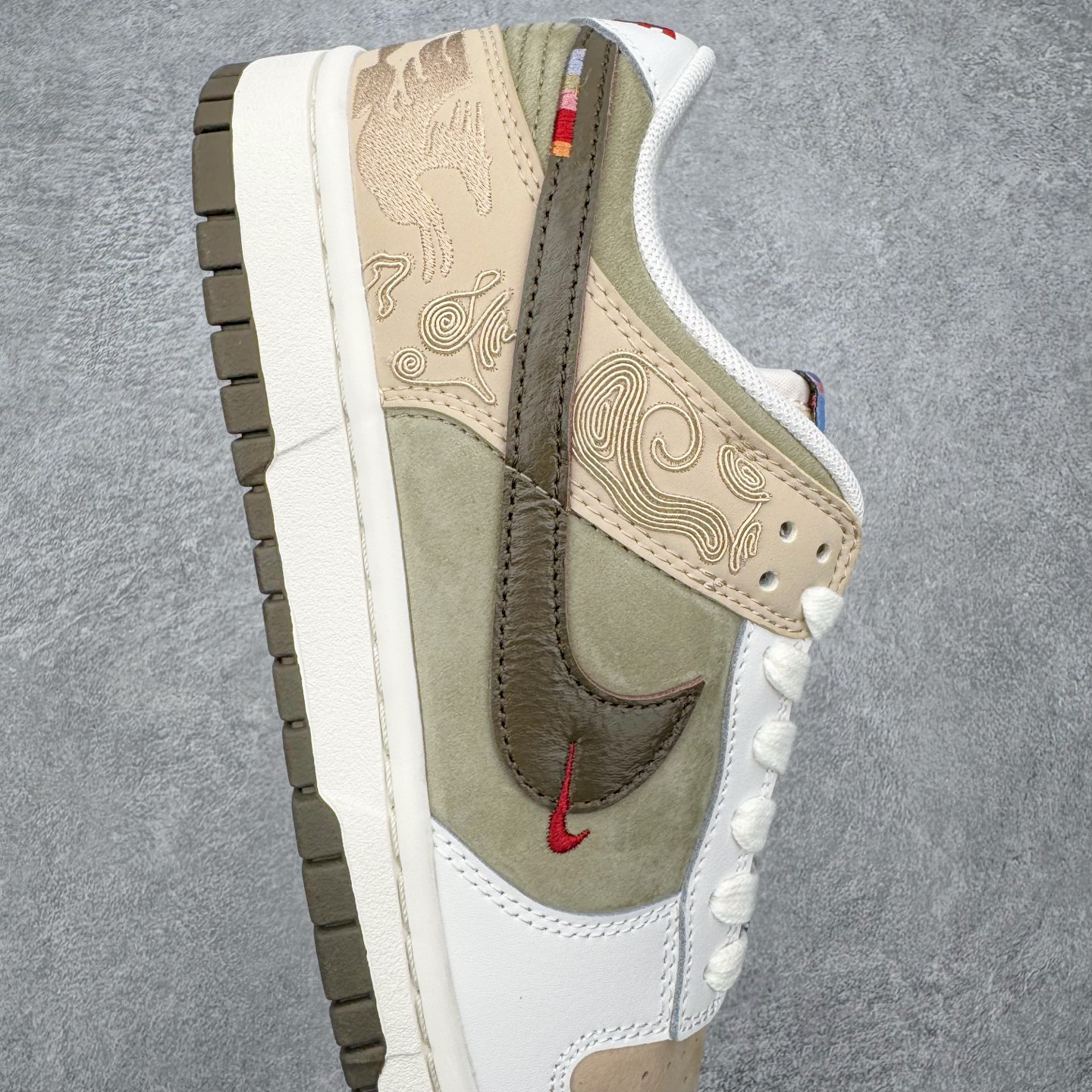 ＃ 纯原 NK Dunk Pegasus Pack 马年限定CNY新年款脱缰系列舒适贴合低帮板鞋 米褐色