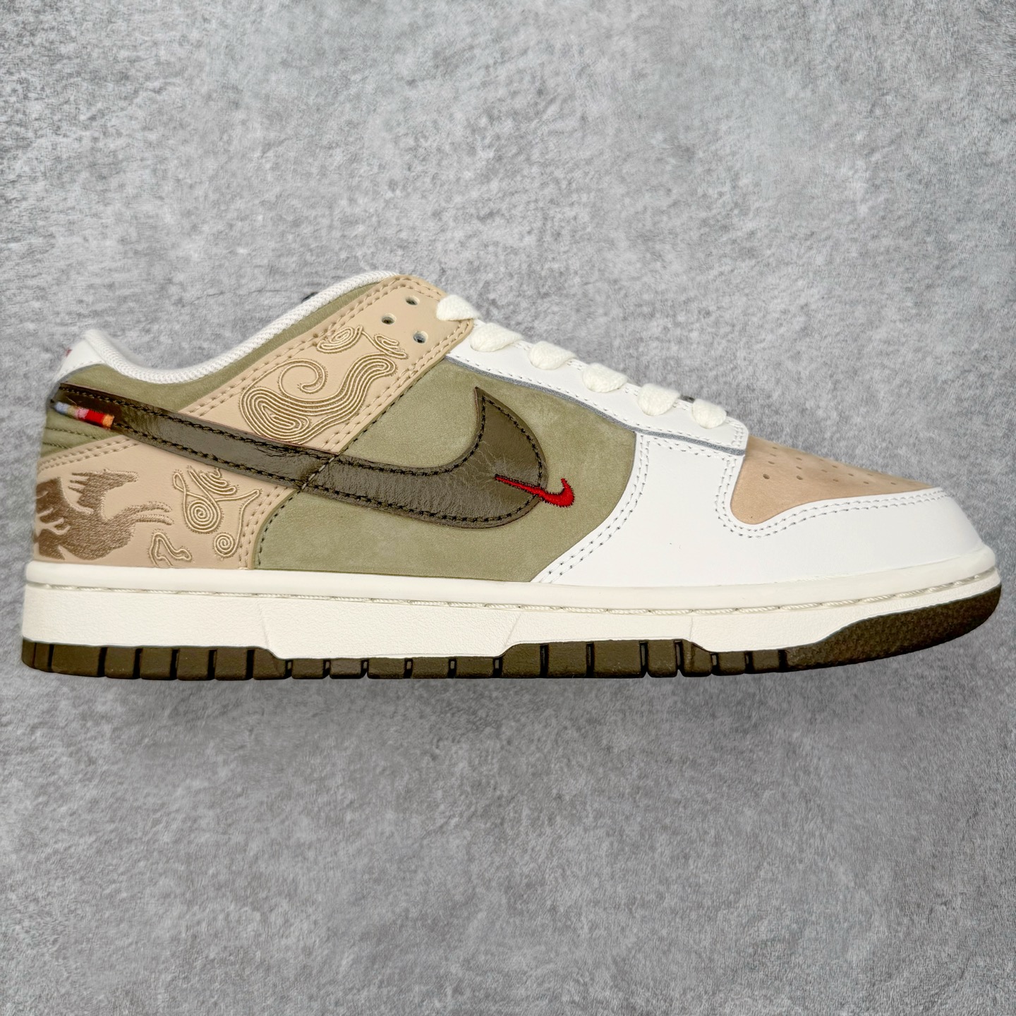 ＃ 纯原 NK Dunk Pegasus Pack 马年限定CNY新年款脱缰系列舒适贴合低帮板鞋 米褐色