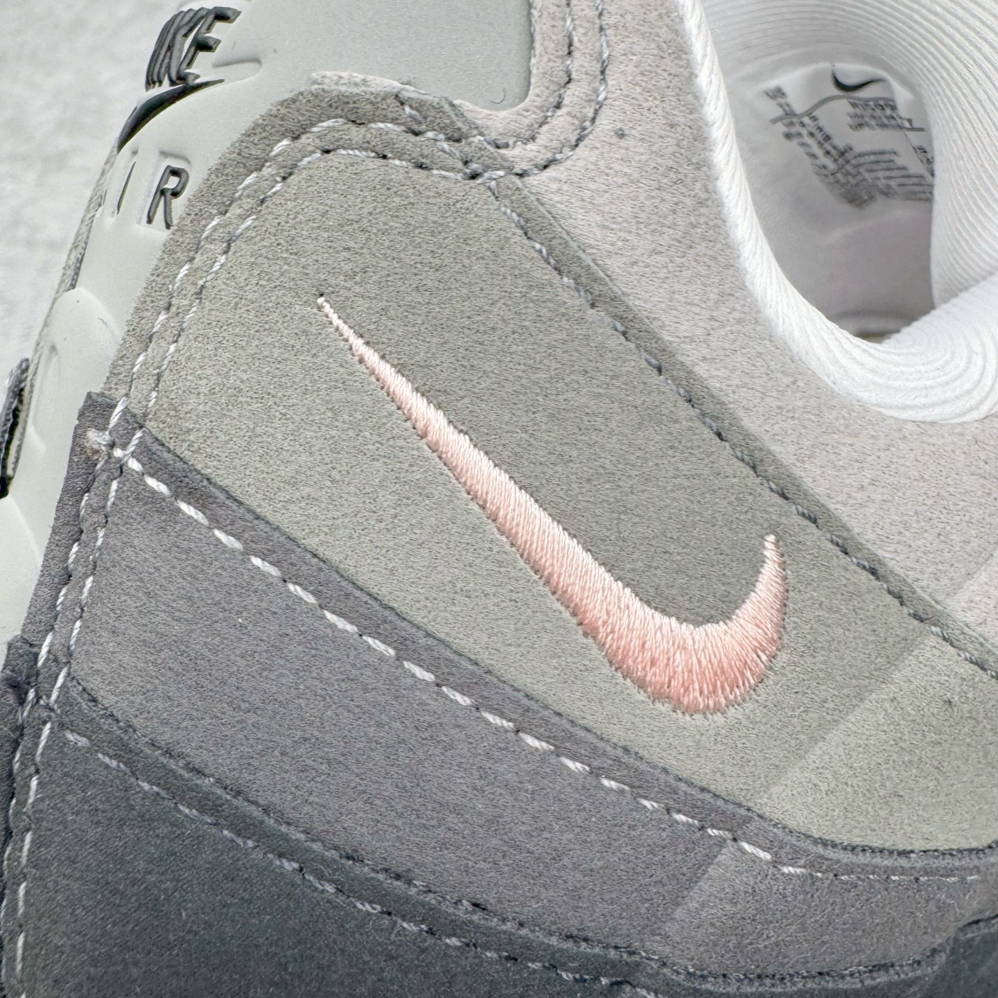 ＃KZ神版 NK Air Max 95 OG 舒适百搭耐磨低帮气垫休闲跑步鞋 灰粉 HJ5996-001