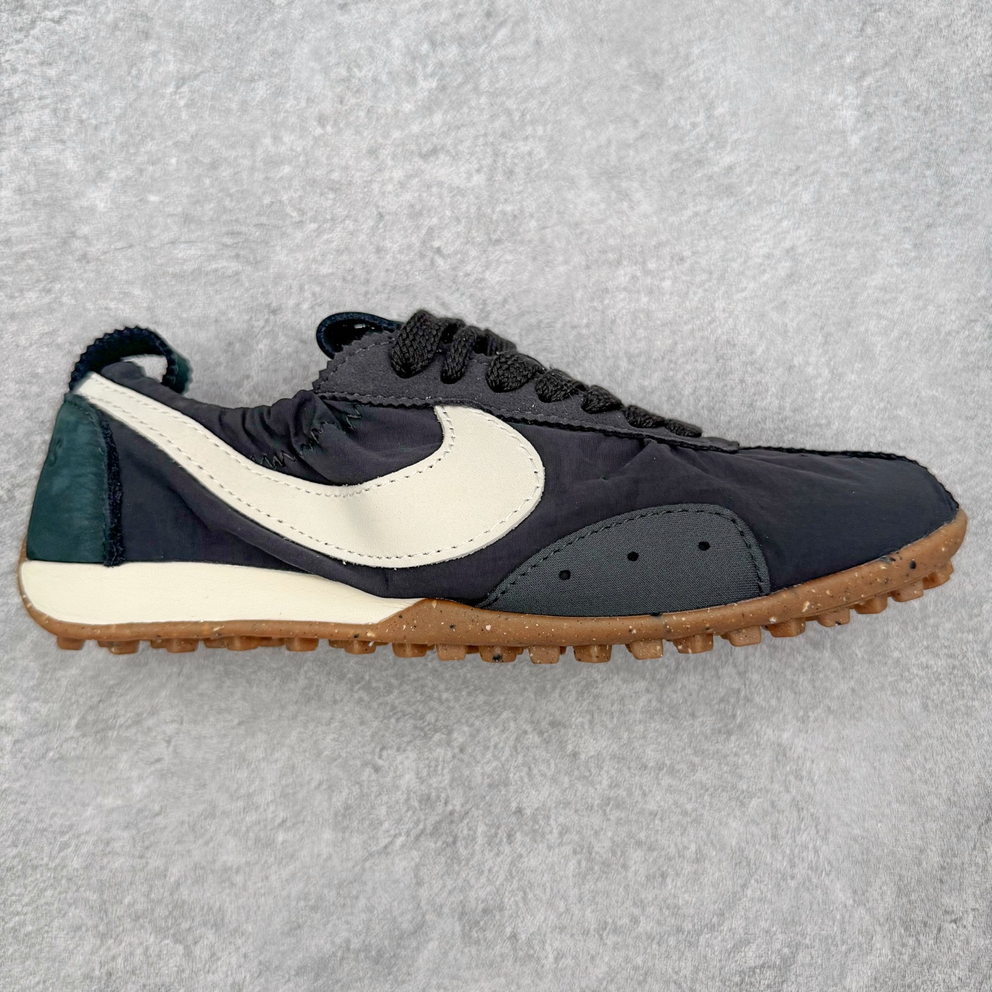 M版 Jacquemus x NK Moon Shoe SP 华夫联名款街头风网红薄底低帮生活休闲鞋登月