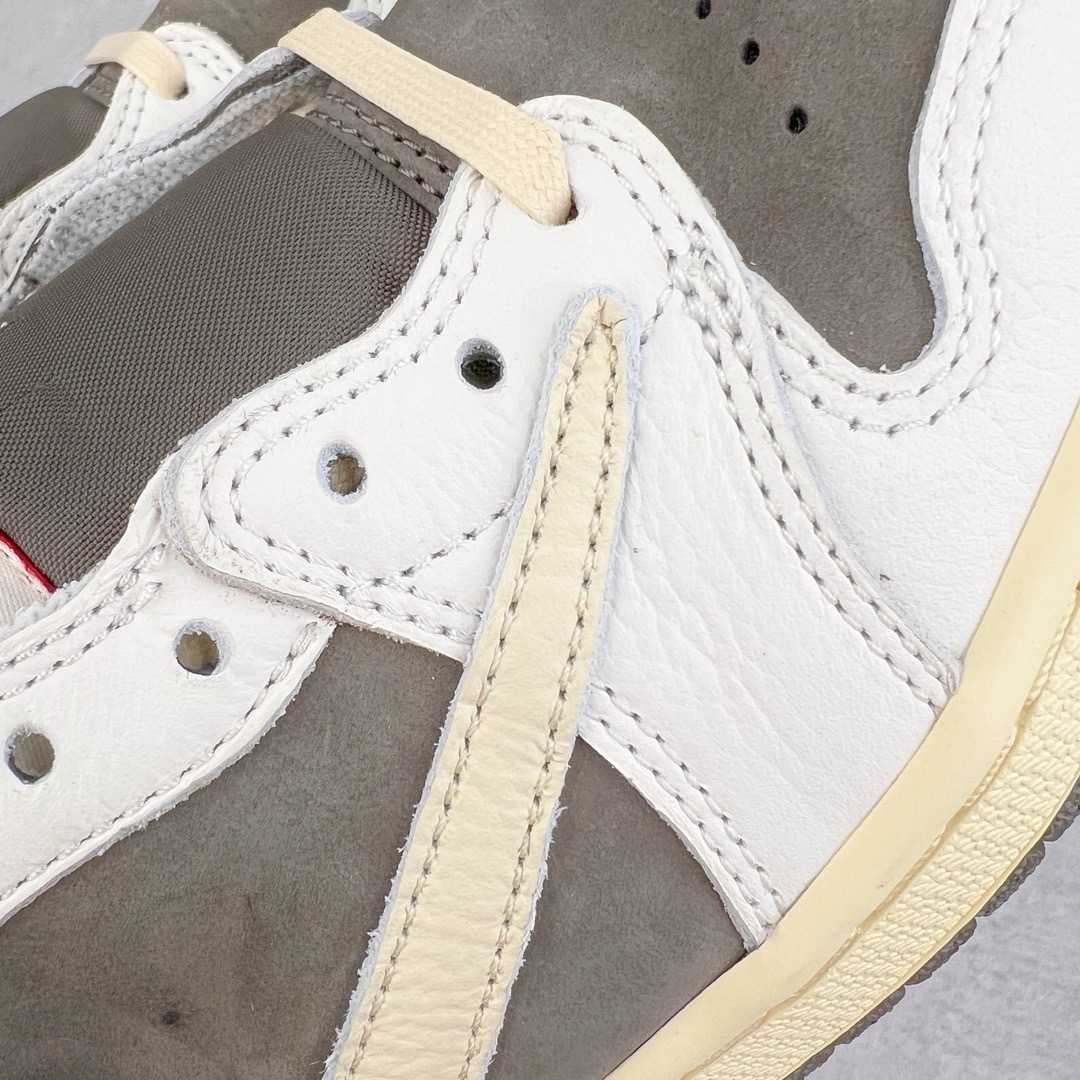 ＃ Travis Scott x Air Jordan AJ1 Low OG SP TS联名白棕倒钩低帮