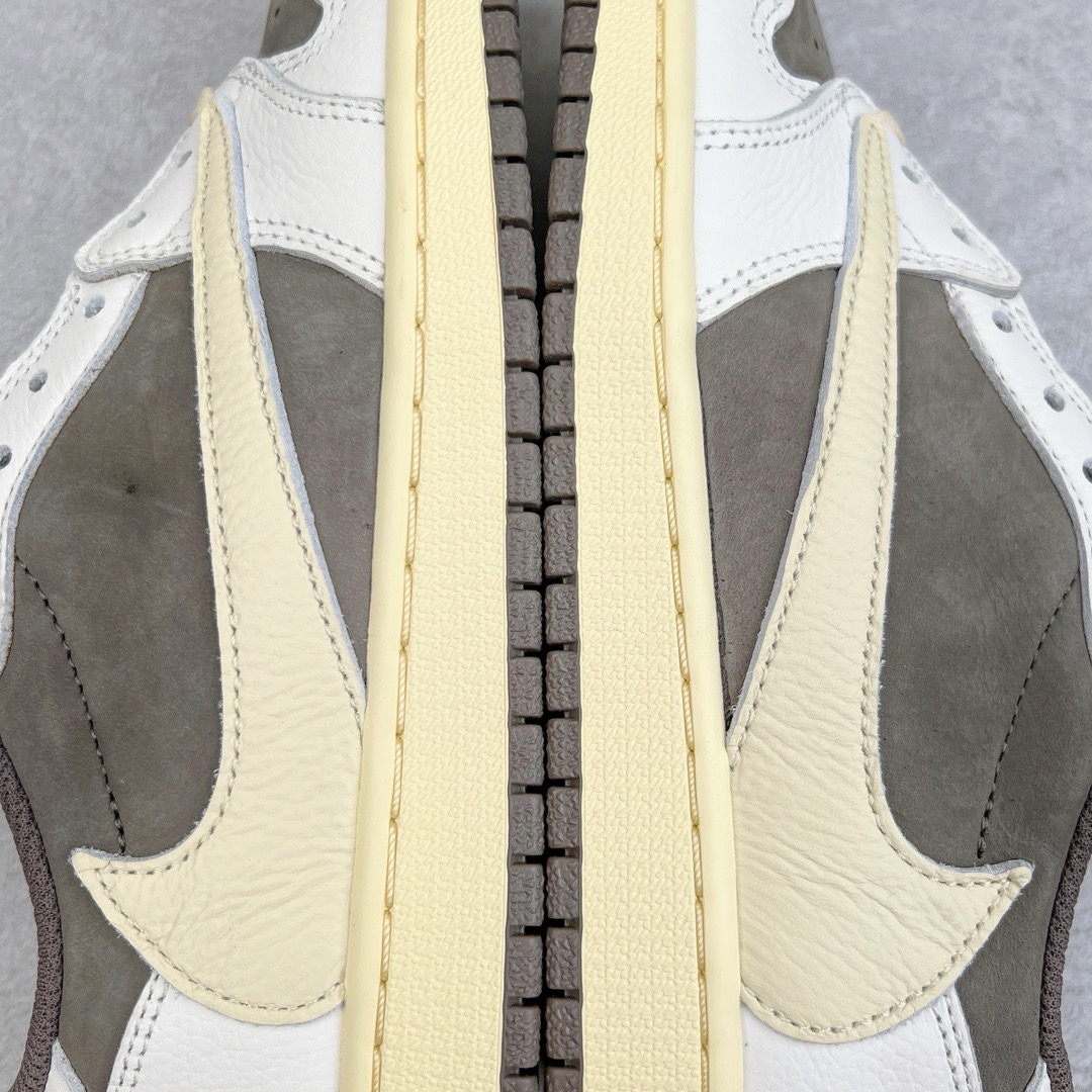 ＃ Travis Scott x Air Jordan AJ1 Low OG SP TS联名白棕倒钩低帮