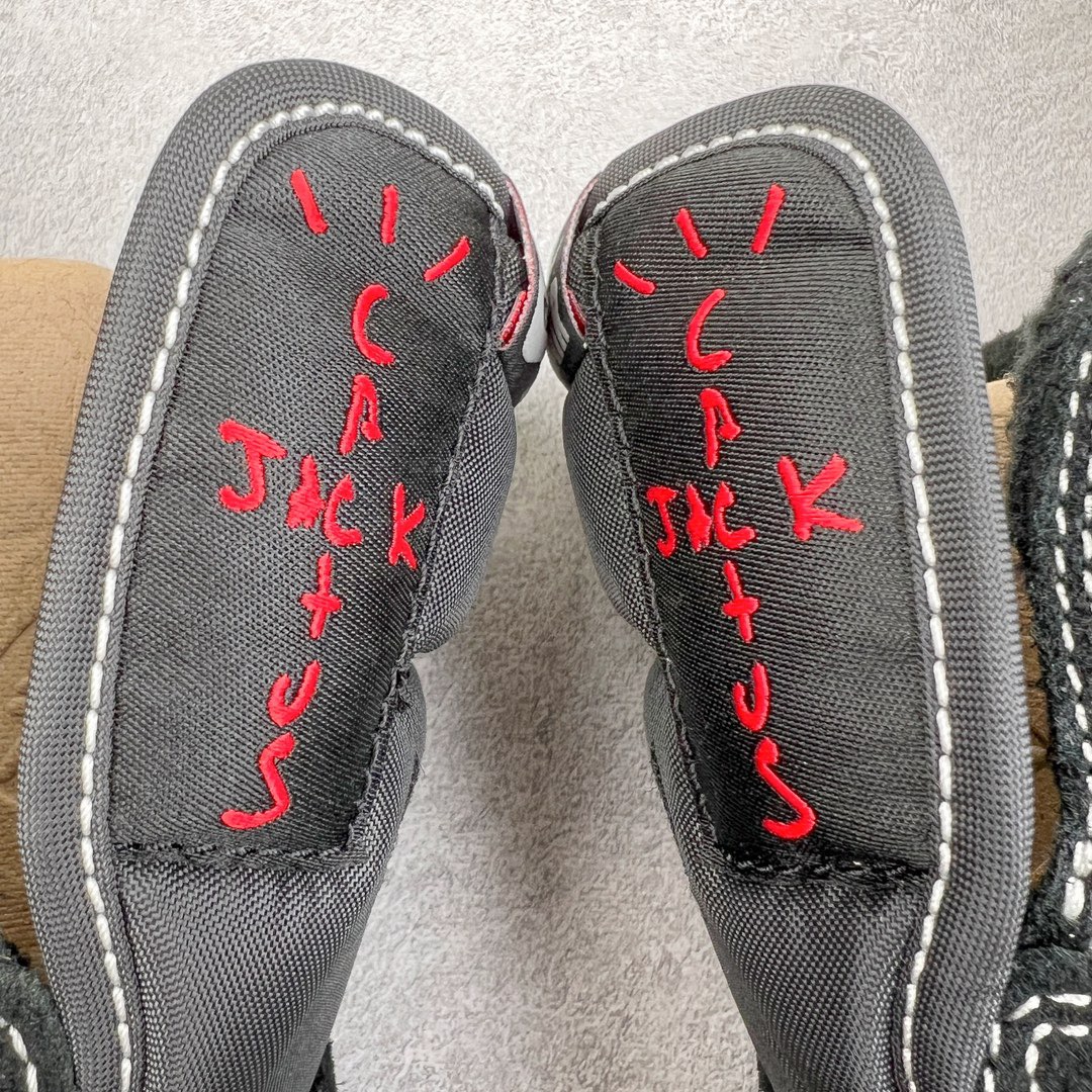 图片[15]-＃LJ渠道版 Travis Scott x Air Jordan AJ1 Low OG TS联名黑武士倒钩4.0低帮 DM7866-001 原盒原配 原厂拉帮工艺 针距密度一致 全新升级网板中底 原楦原纸板开发 后跟弧度收口自然不对折 极致一眼正品既视感 原厂皮料 进口玻璃冲刀皮料裁剪零毛边 承诺百分百一致原鞋 全鞋电脑针车工艺 鞋面清洁度最高QC检验标准 控制溢胶 原厂电绣工艺 鞋标鞋盒、防尘纸 均采购来自原厂 尺码：36 36.5 37.5 38 38.5 39 40 40.5 41 42 42.5 43 44 44.5 45 46 47.5-选品中心
