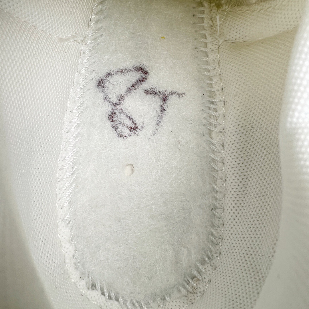 ＃ Sacai x NK VaporWaffle 联名款华夫3.0潮流休闲增高运动鞋 白灰配色DD187