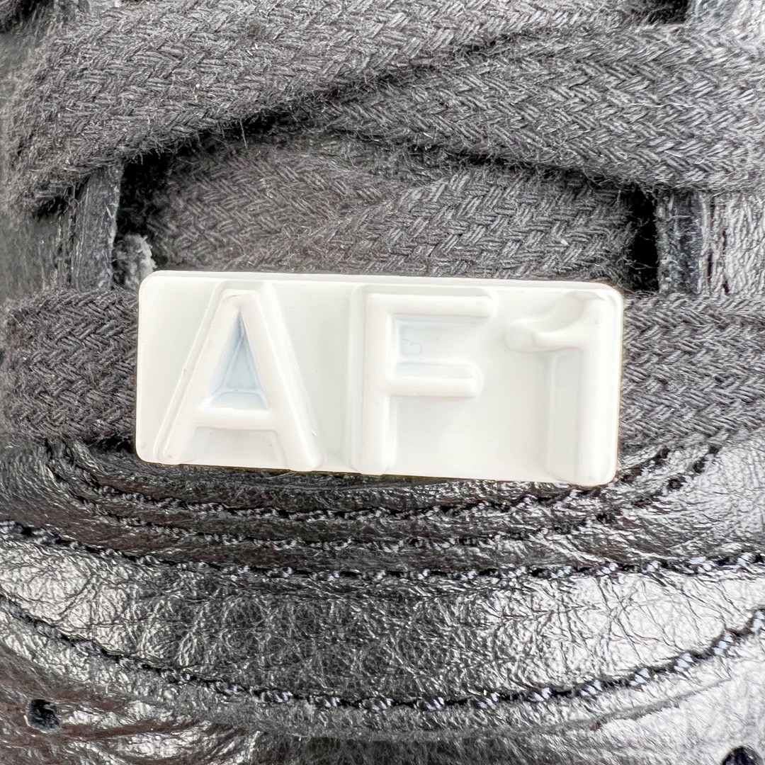 ＃ AMBUSH x NK Air Force 1 Low 空军一号低帮运动板鞋 联名大钩黑白 DV34