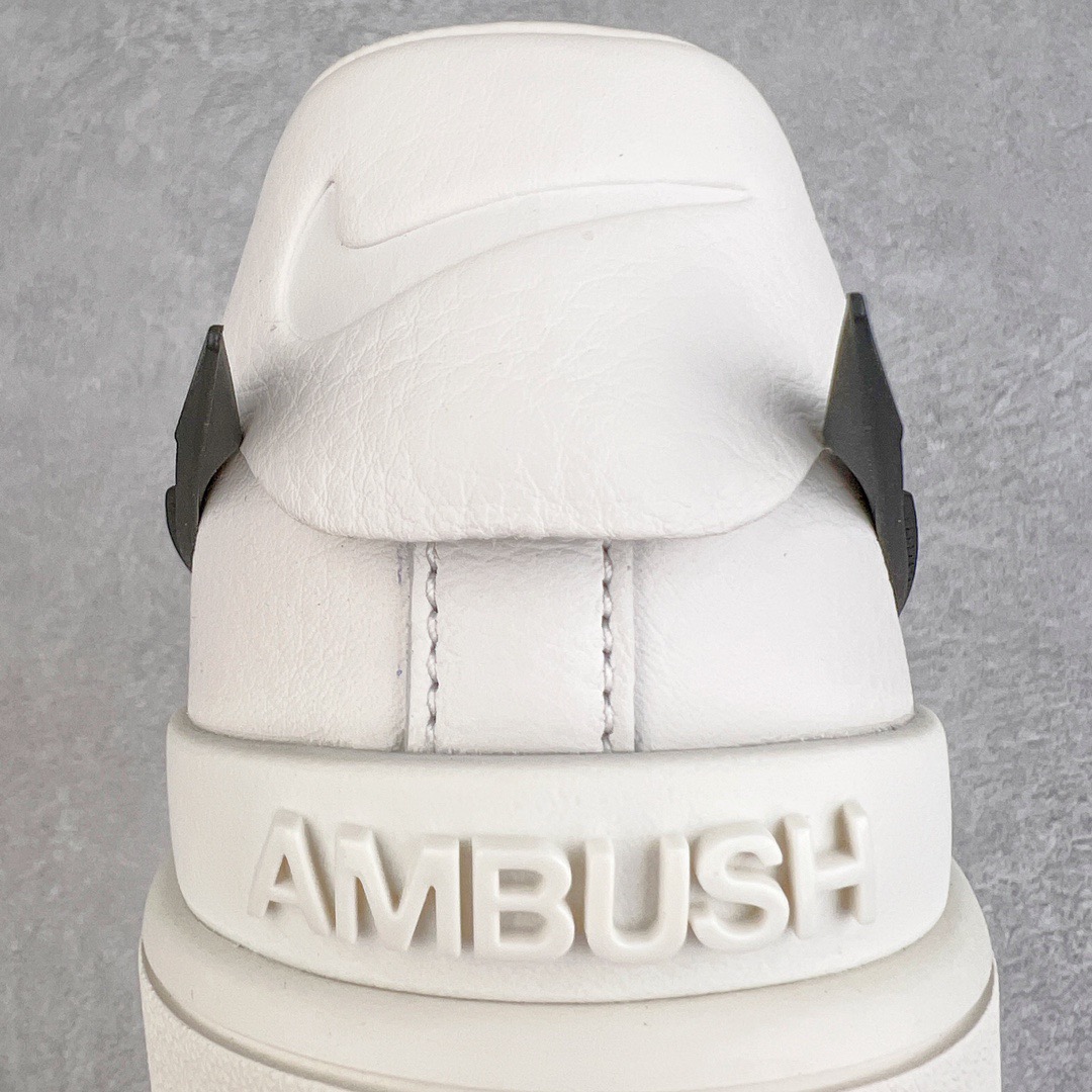 ＃ AMBUSH x NK Air Force 1 Low 空军一号低帮运动板鞋 联名大钩白黑 DV34