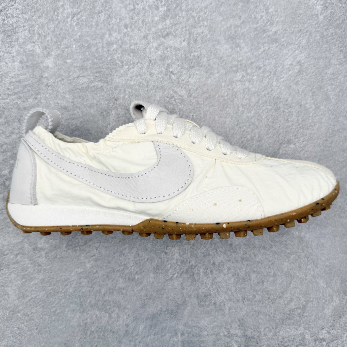 ＃ Jacquemus x NK Moon Shoe SP 华夫联名款街头风网红薄底低帮生活休闲鞋登月鞋