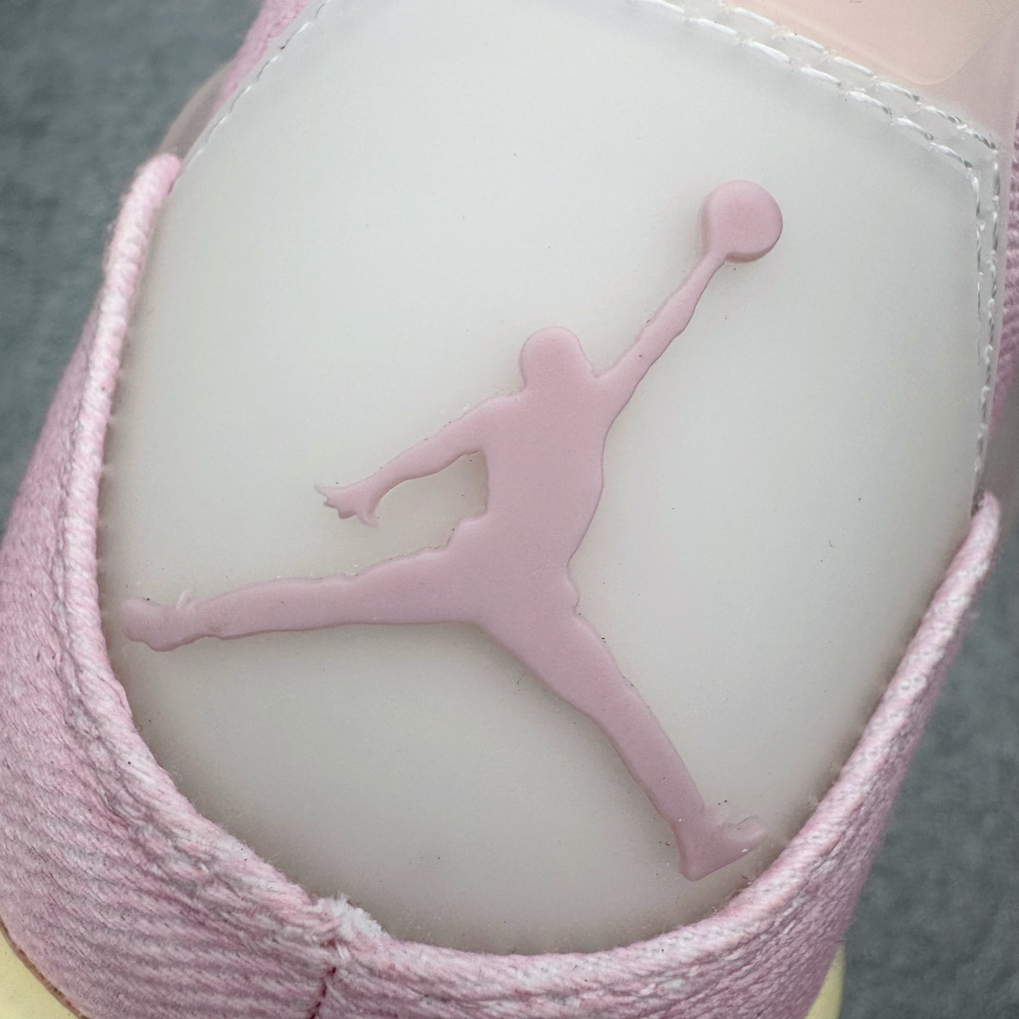 Air Jordan AJ4 Retro 粉色牛仔布 IB6716-600 原厂头层皮料 全新升级改良 