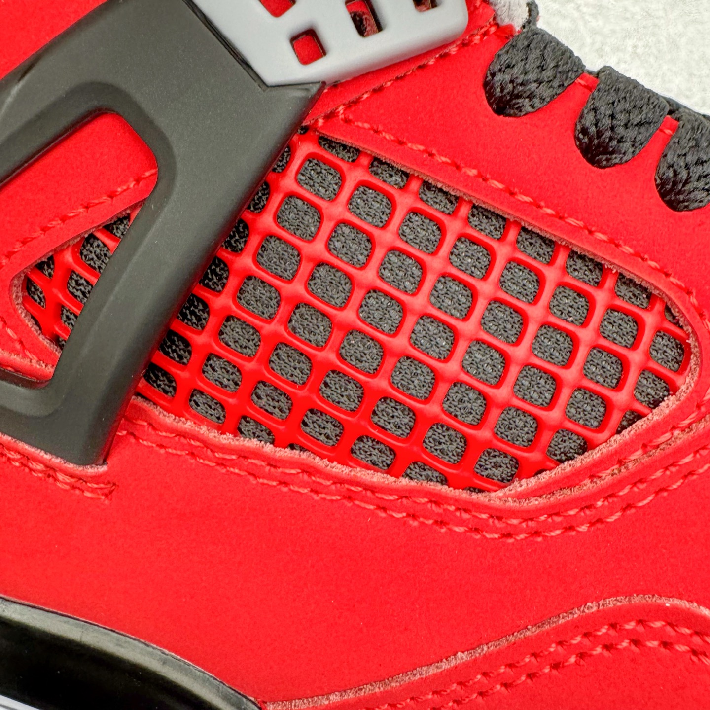 纯原 Air Jordan AJ4 Retro 愤怒的公牛 红色 FQ8138-600 原厂头层皮料 全