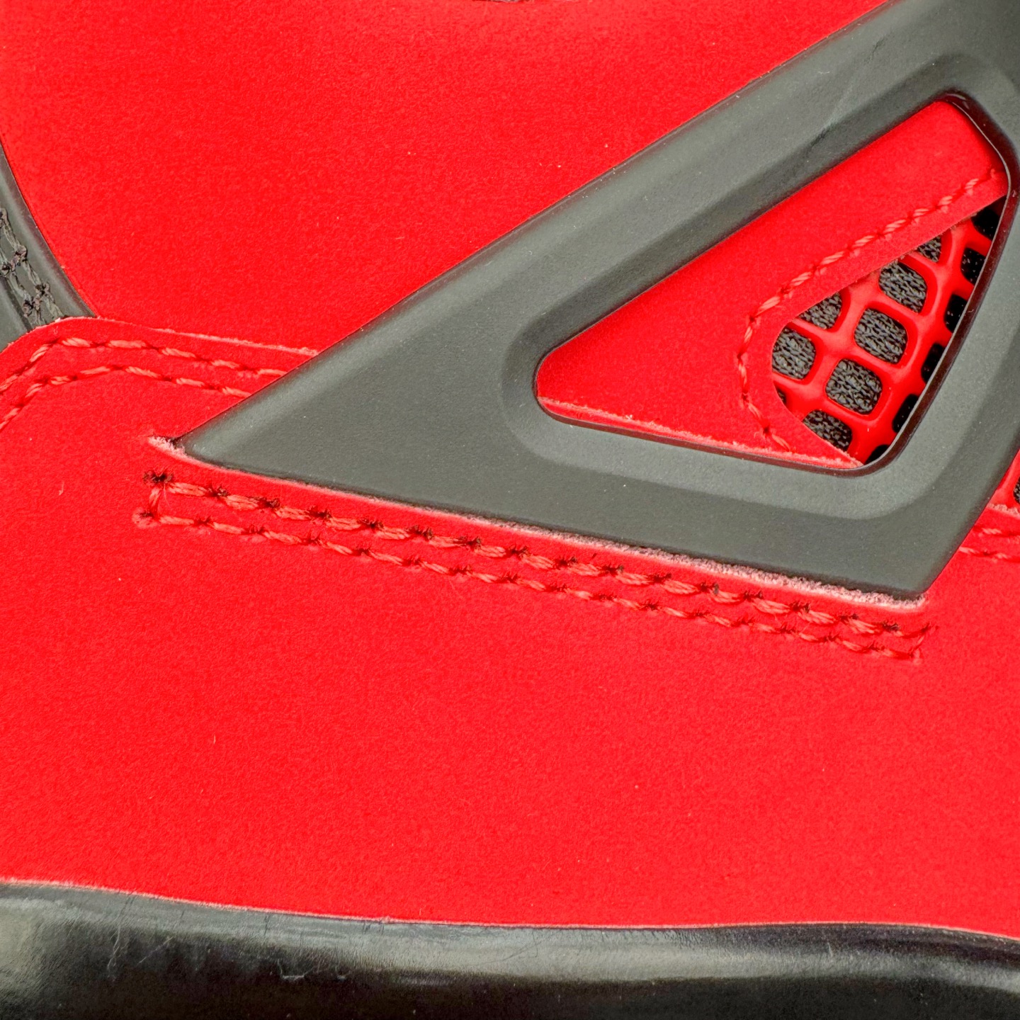 纯原 Air Jordan AJ4 Retro 愤怒的公牛 红色 FQ8138-600 原厂头层皮料 全