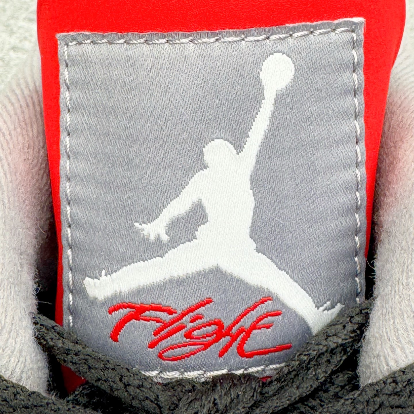 纯原 Air Jordan AJ4 Retro 愤怒的公牛 红色 FQ8138-600 原厂头层皮料 全
