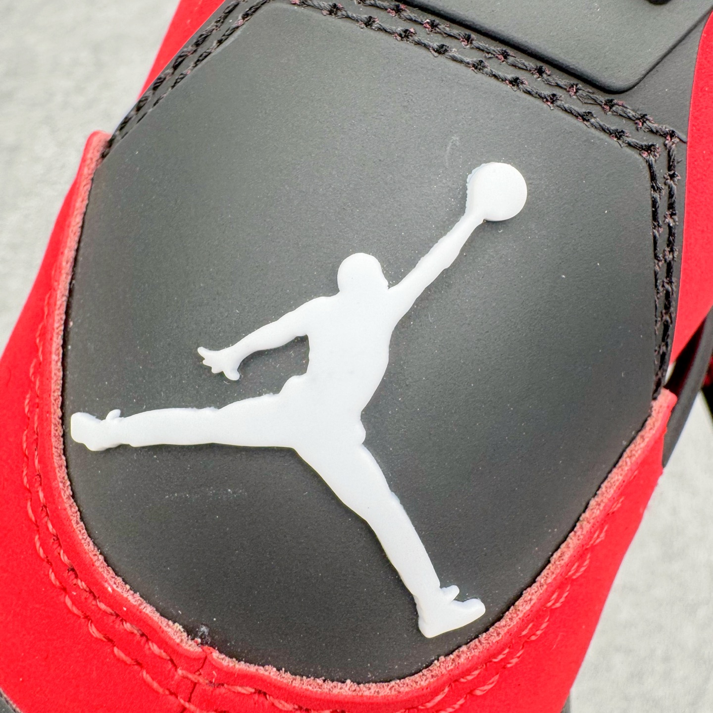 纯原 Air Jordan AJ4 Retro 愤怒的公牛 红色 FQ8138-600 原厂头层皮料 全