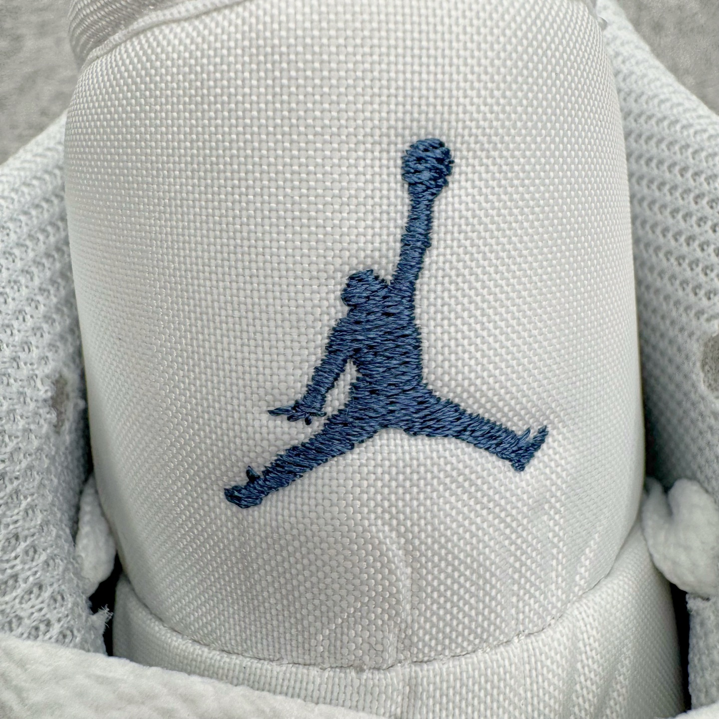 Air Jordan AJ1 Low 低帮 浅蓝白 -400 终端优势供应 市面中低帮最具代表性版本没有