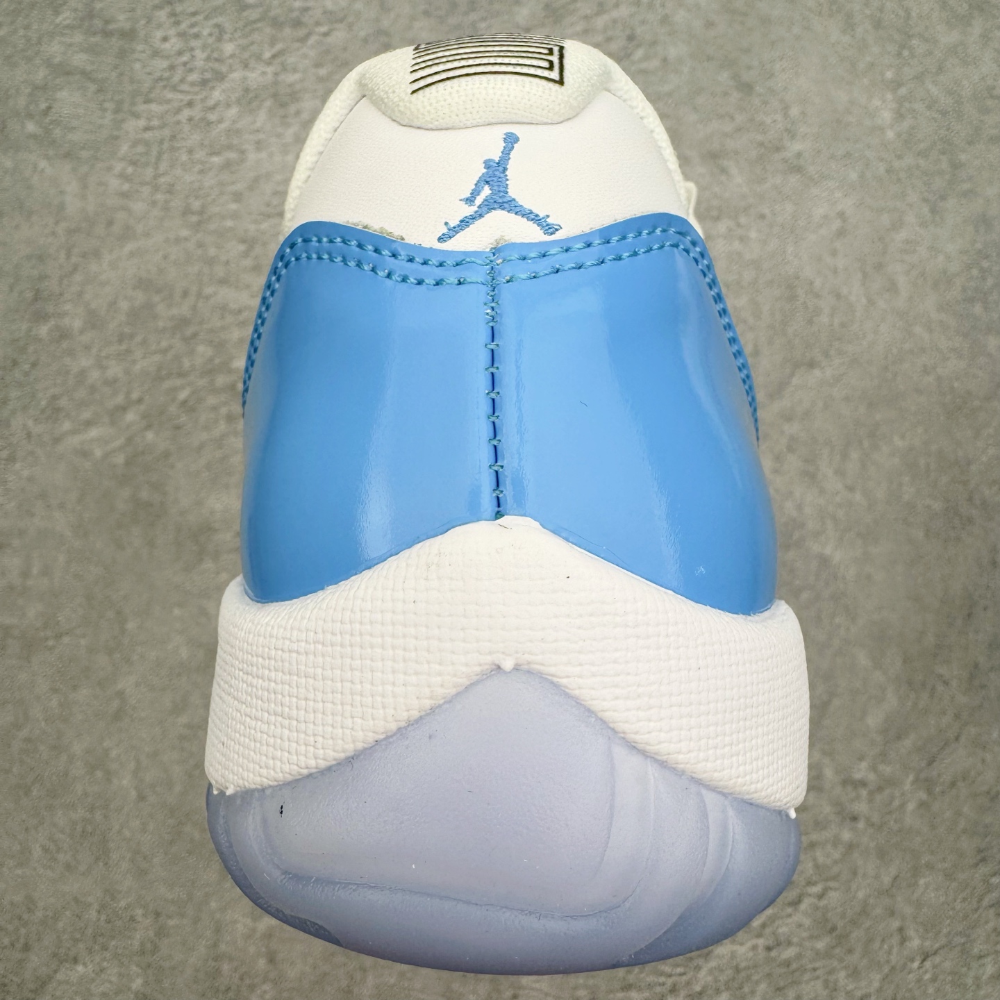 Air Jordan AJ11 Low 低帮 北卡蓝2025 FV5104-100 市场中端王者 耗时半