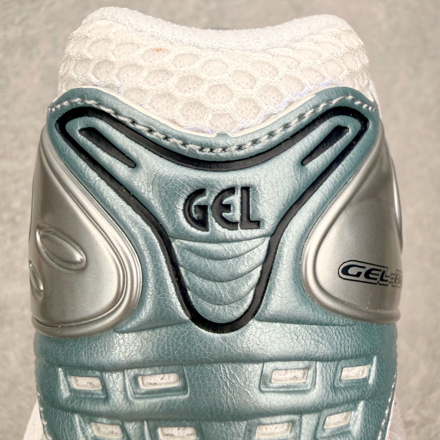 Asics Gel-Kayano K14 亚瑟士系列复古舒适织物合成革减震防滑耐磨低帮休闲跑步鞋 市场顶
