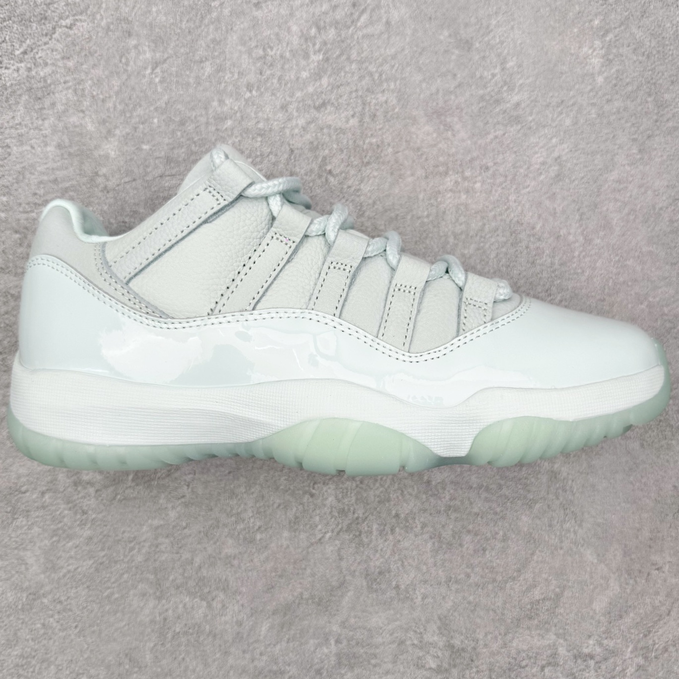 Air Jordan AJ11 Retro Low 