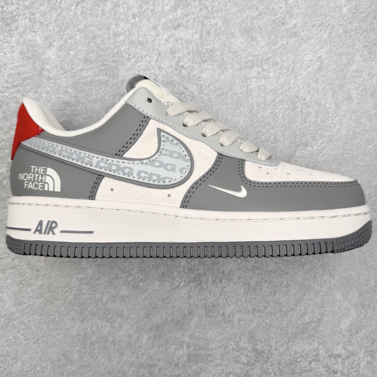 ＃特价福利‼️NK Air Force 1´07 Low 空军一号百搭休闲运动板鞋 DIY得物定制配色 