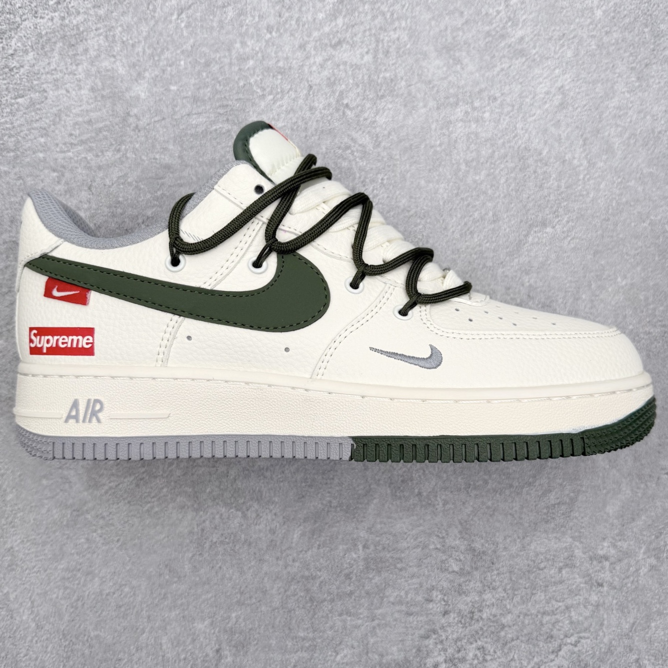 ＃特价福利‼️NK Air Force 1´07 Low 空军一号百搭休闲运动板鞋 DIY得物定制配色 
