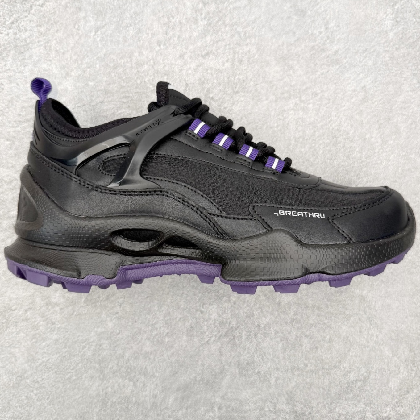 ECCo爱步 Biom C Trail 时尚简约牛皮减震耐磨低帮休闲跑步鞋 ECCO以三大核心特征为依托