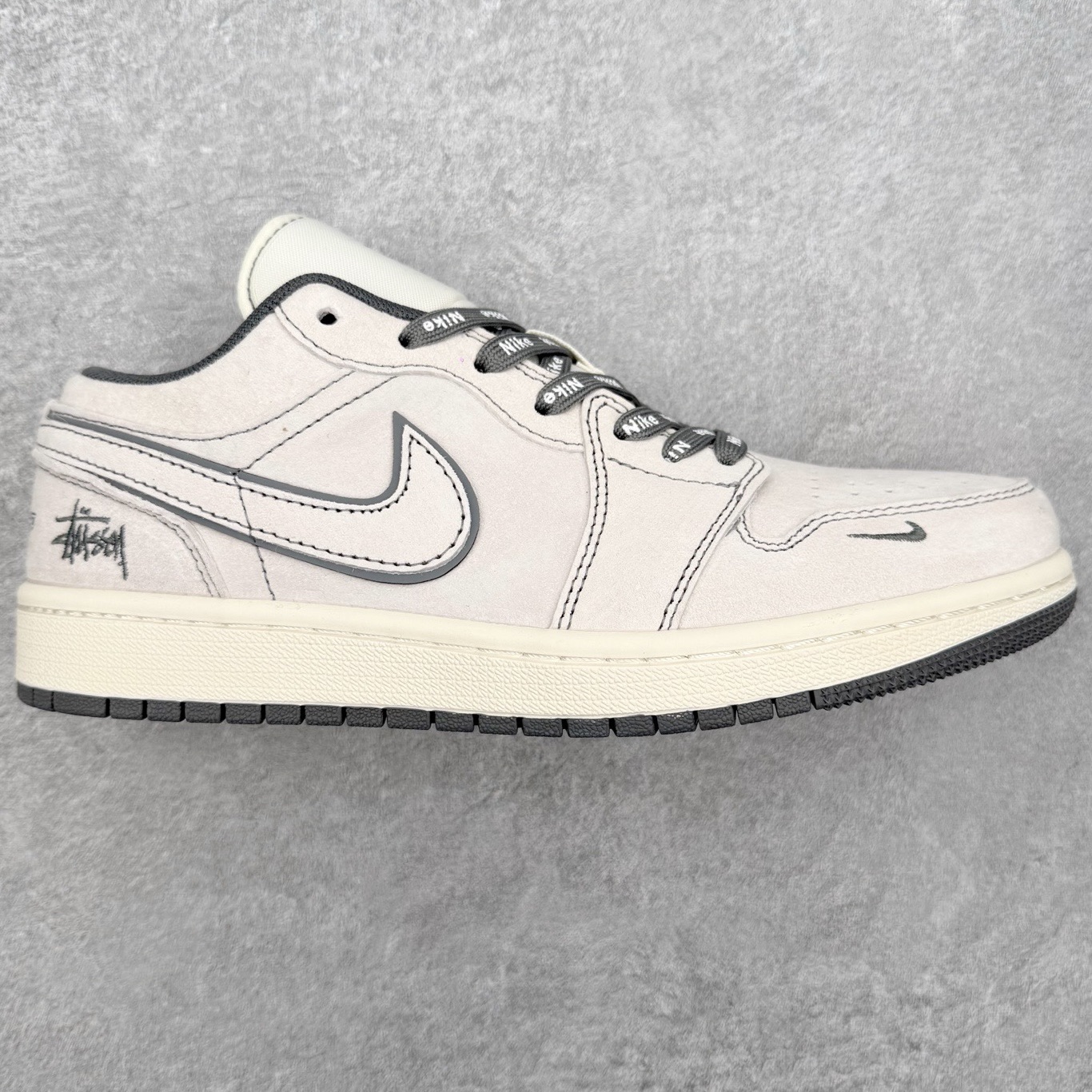 ＃福利特价‼️Air Jordan AJ1 Low 低帮联名定制配色 原厂内置气垫魔块 A模大底 头层小