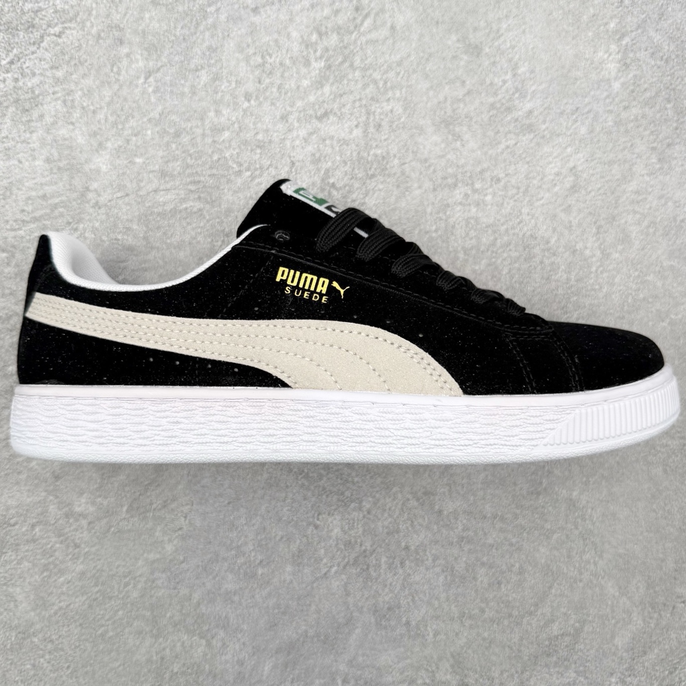 ＃福利特价‼️PUMA SUEDE XL 彪马新款面包鞋男女同款复古休闲板鞋 赠送一双鞋带 鞋身通体采用