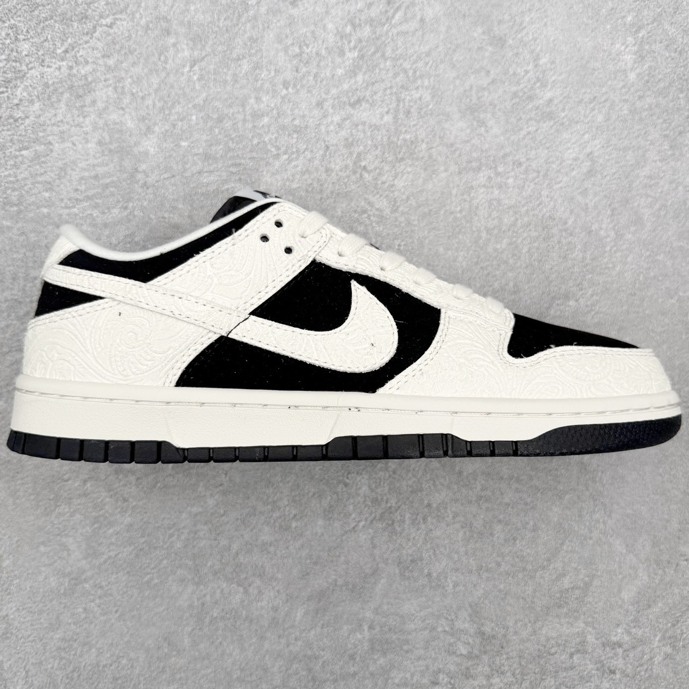 ＃F版 NK Dunk Low 马年限定 白黑浮雕 IF3944-001 实力大厂出品 新配色陆续开发 