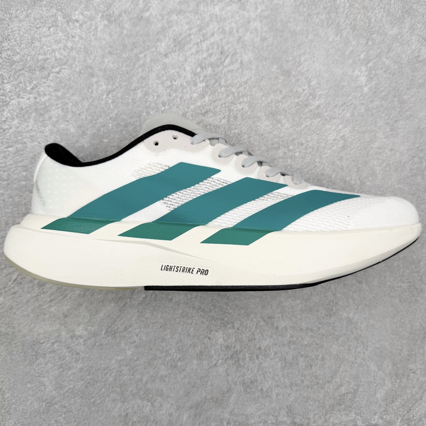 AD Adizero EVO SL M 马拉松竞速专业跑鞋 CELERMESH针织网面非常轻薄 纤维间的