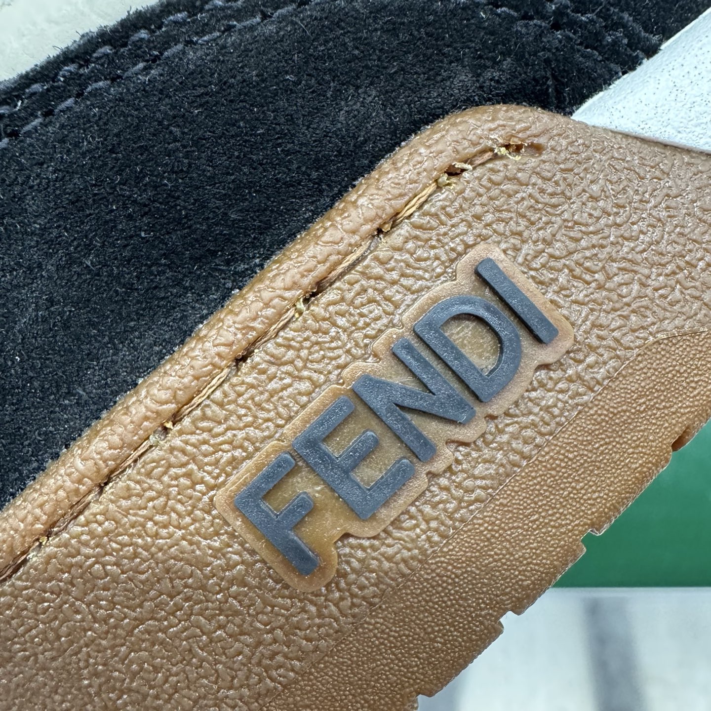 ＃LJ渠道版 FENDI Match sneaters 芬迪皮革低帮时尚运动板鞋 独家零售特供 全身20