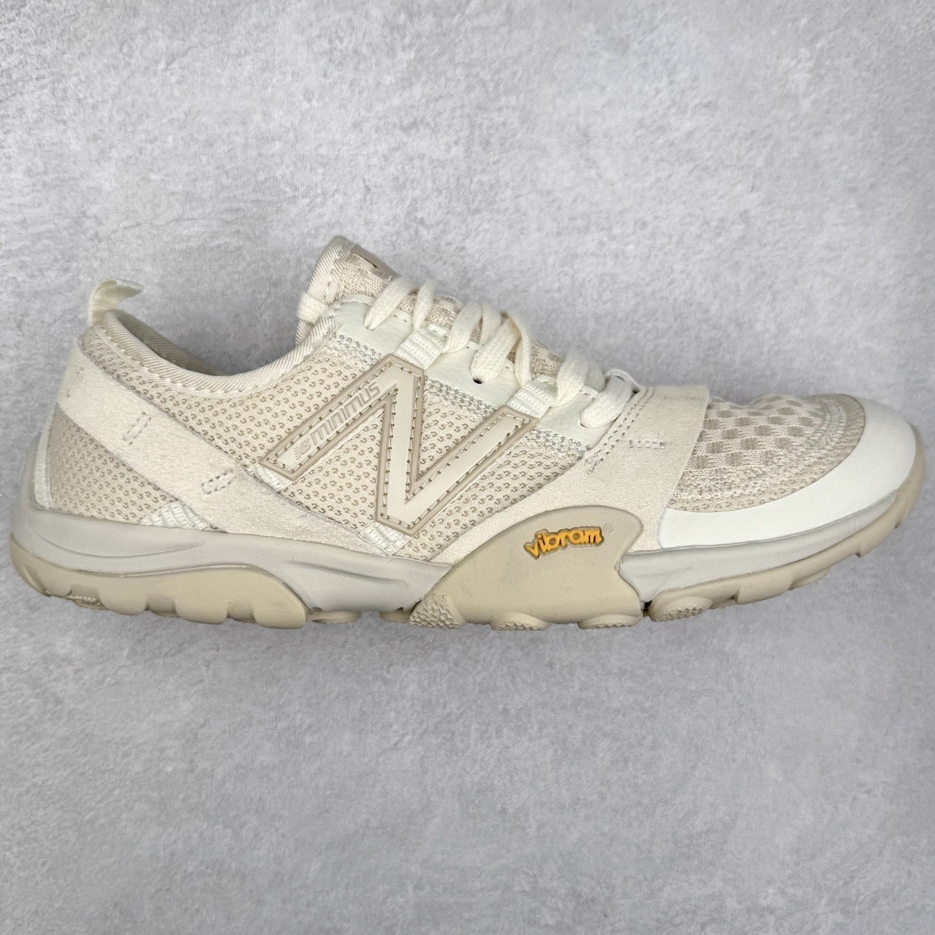 New Balance MT10 NB新百伦薄底赤足鞋减震防滑透气低帮休闲跑步鞋 尺码：36 37 37