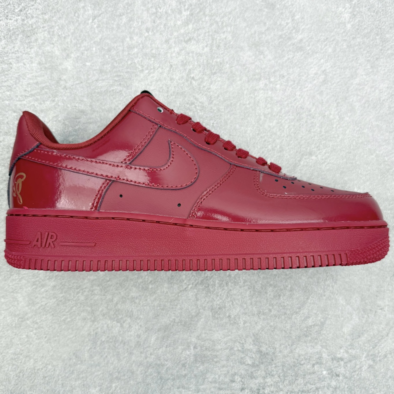 NK Air Force 1´07 Low Patent Pack 空军一号低帮百搭休闲运动板鞋 IO9