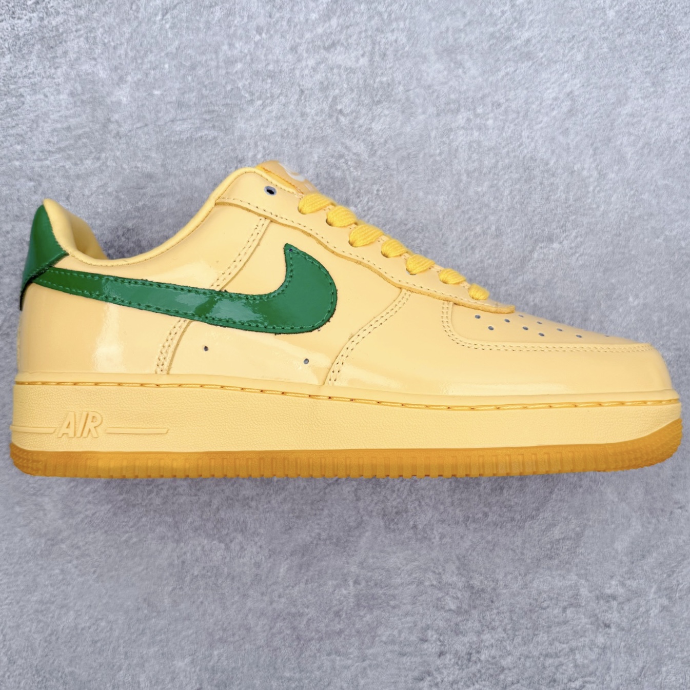 NK Air Force 1´07 Low Patent Pack 空军一号低帮百搭休闲运动板鞋 IO4
