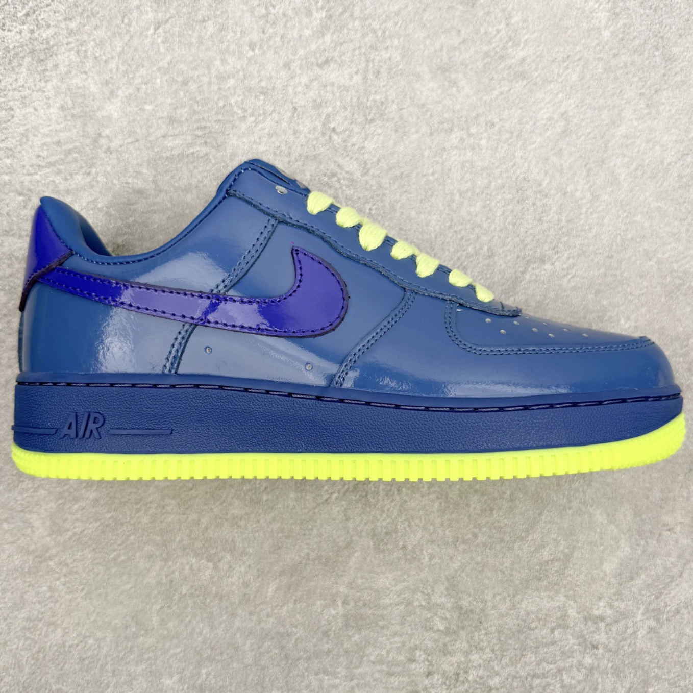 NK Air Force 1´07 Low Patent Pack 空军一号低帮百搭休闲运动板鞋 IO4