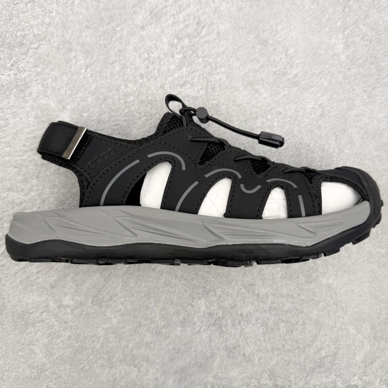 ecco爱步 BIOM LITE W 25秋舒适百搭时尚气质低帮生活休闲鞋凉鞋 ECCO以三大核心特征为